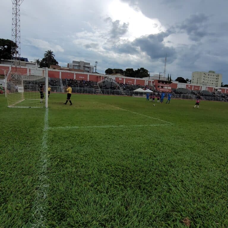 Vídeo: Com dois gols de pênaltis Ubirajara x Real Di Roma permanecem invictos na Série A